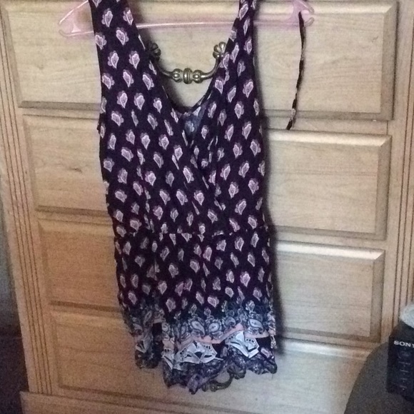 Romper - Picture 2 of 2